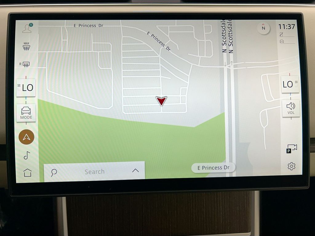 Thumbnail: 2026 Land Rover Range Rover - 14