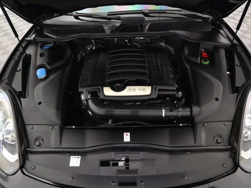 Thumbnail: 2017 Porsche Cayenne - 30
