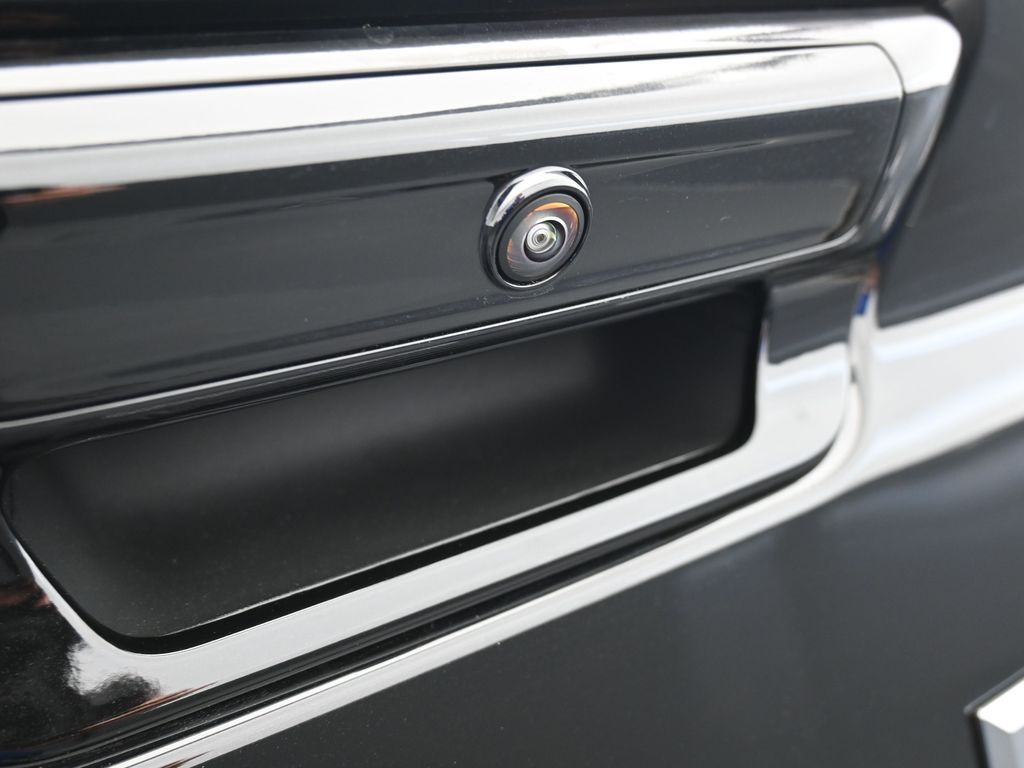 New 2026 Diamond Black Crystal Pearlcoat Ram Limited image 37