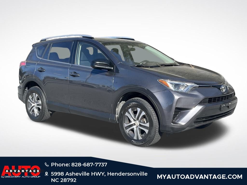 2016 Toyota RAV4 LE's photo