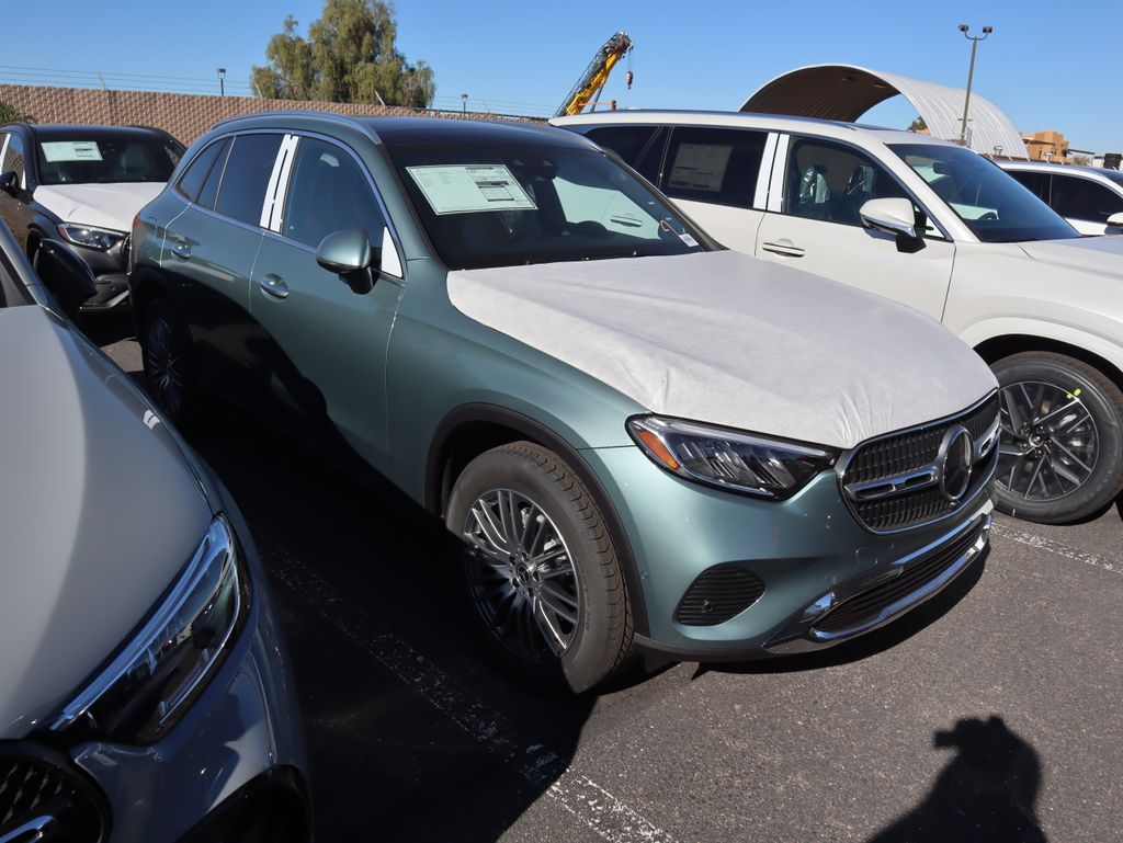 Thumbnail: 2026 Mercedes-Benz GLC - 2