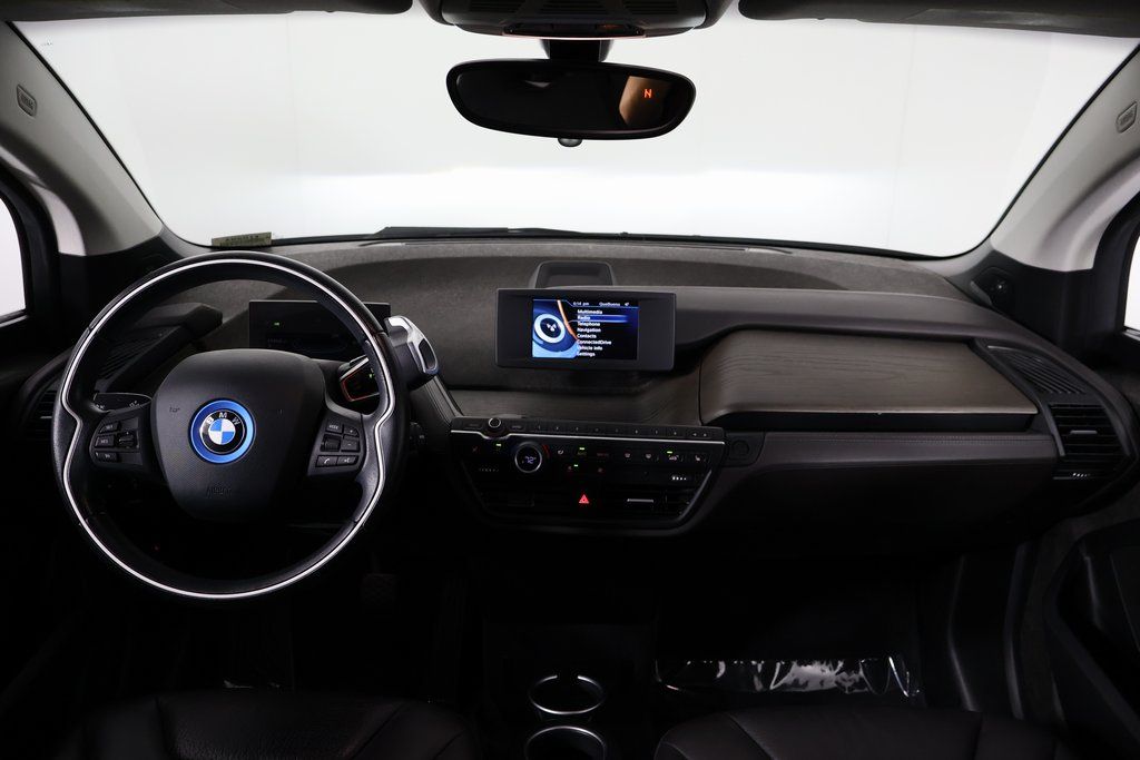 Thumbnail: 2017 BMW i3 - 8