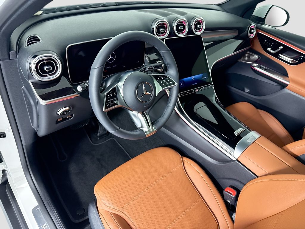 Thumbnail: 2026 Mercedes-Benz GLC - 9