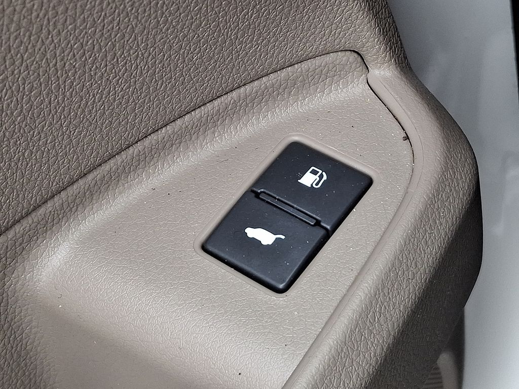 Thumbnail: 2016 Honda Pilot - 28