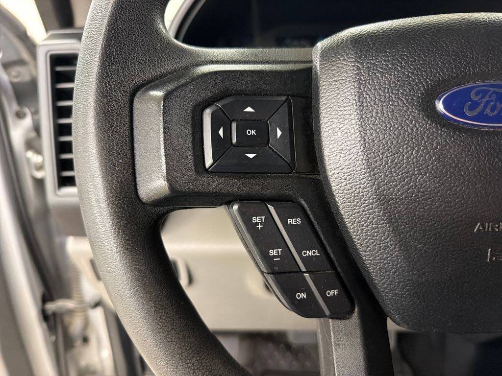 Used 2015 Silver Ford XL image 18