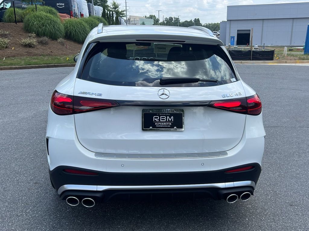 2024 Mercedes-Benz GLC GLC 43 AMG 7