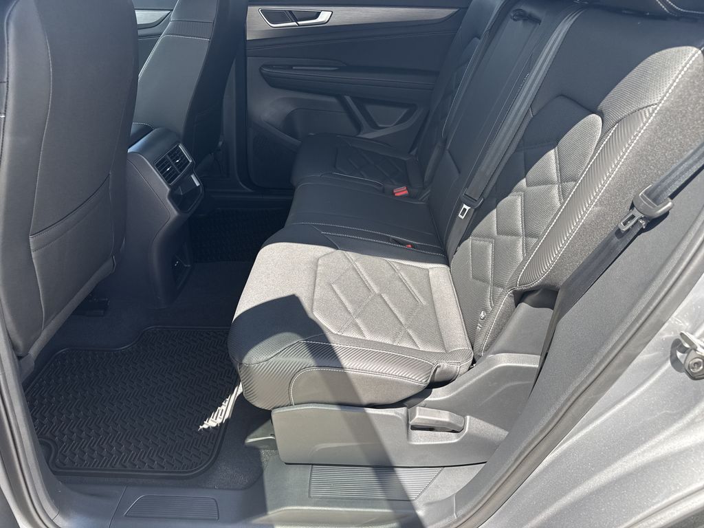 2026 Volkswagen Atlas Cross Sport 2.0T SE w/Technology Silver at DeMontrond Auto Country