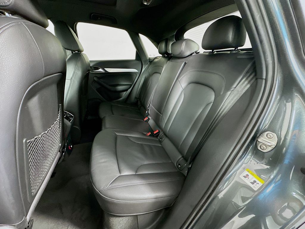 Thumbnail: 2018 Audi Q3 - 24