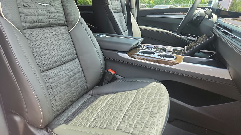 2025 Cadillac Escalade