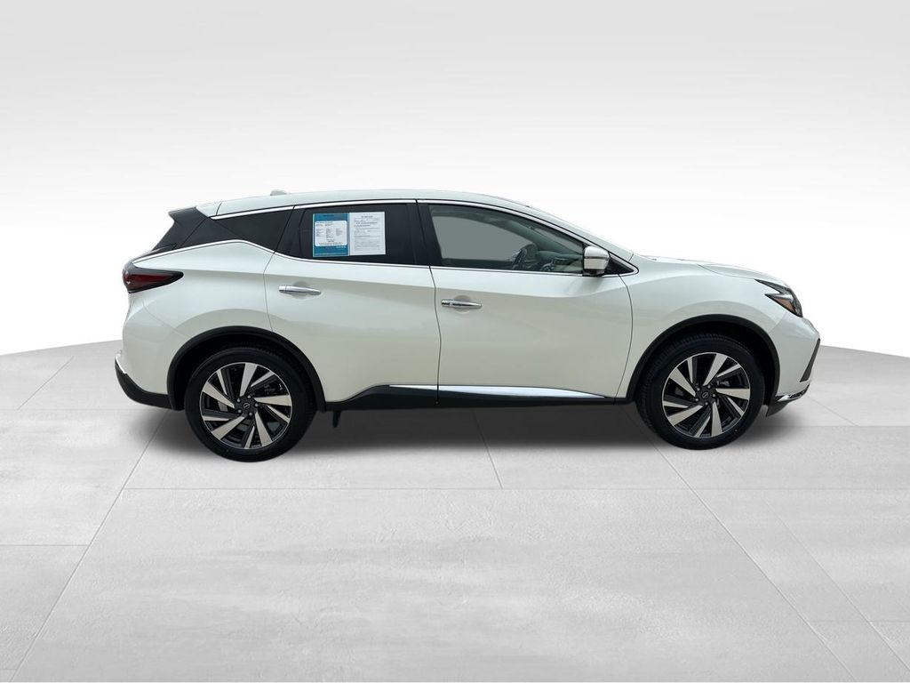 2023 Pearl White Tricoat Nissan Murano SL FWD SUV