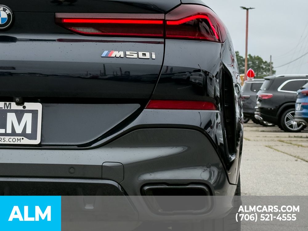Used 2022 Black BMW M50i image 8