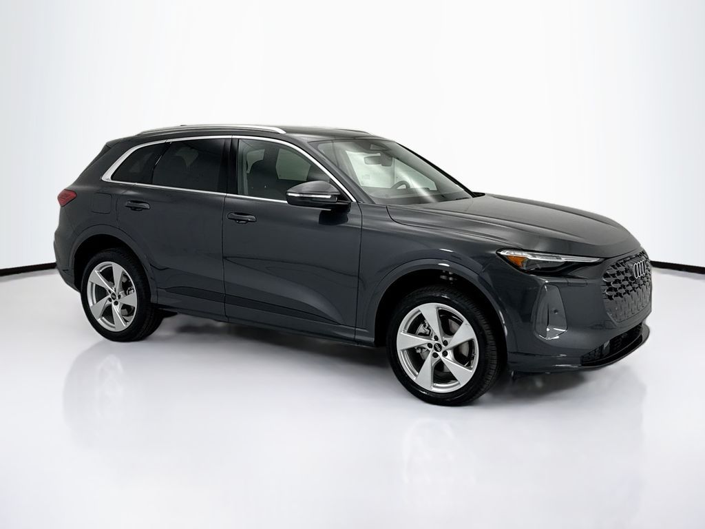 Thumbnail: 2026 Audi Q5 - 3