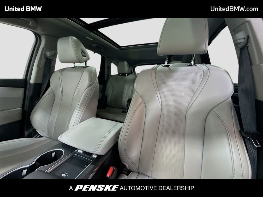 Thumbnail: 2023 Acura MDX - 5