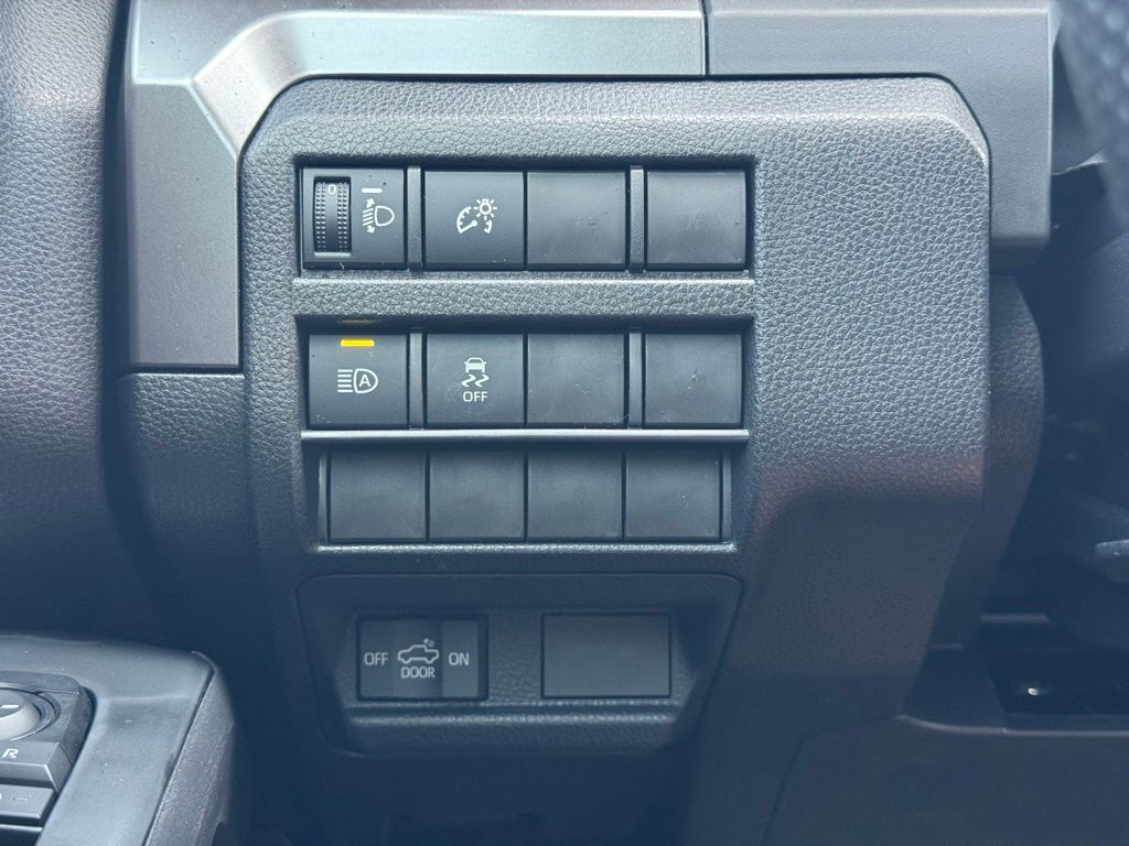 2025 Toyota Tacoma SR5 Double Cab photo 16