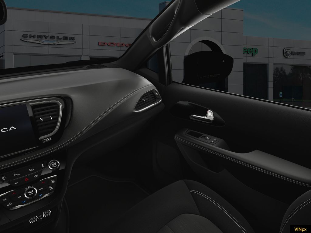 New 2024 Chrysler Pacifica Van