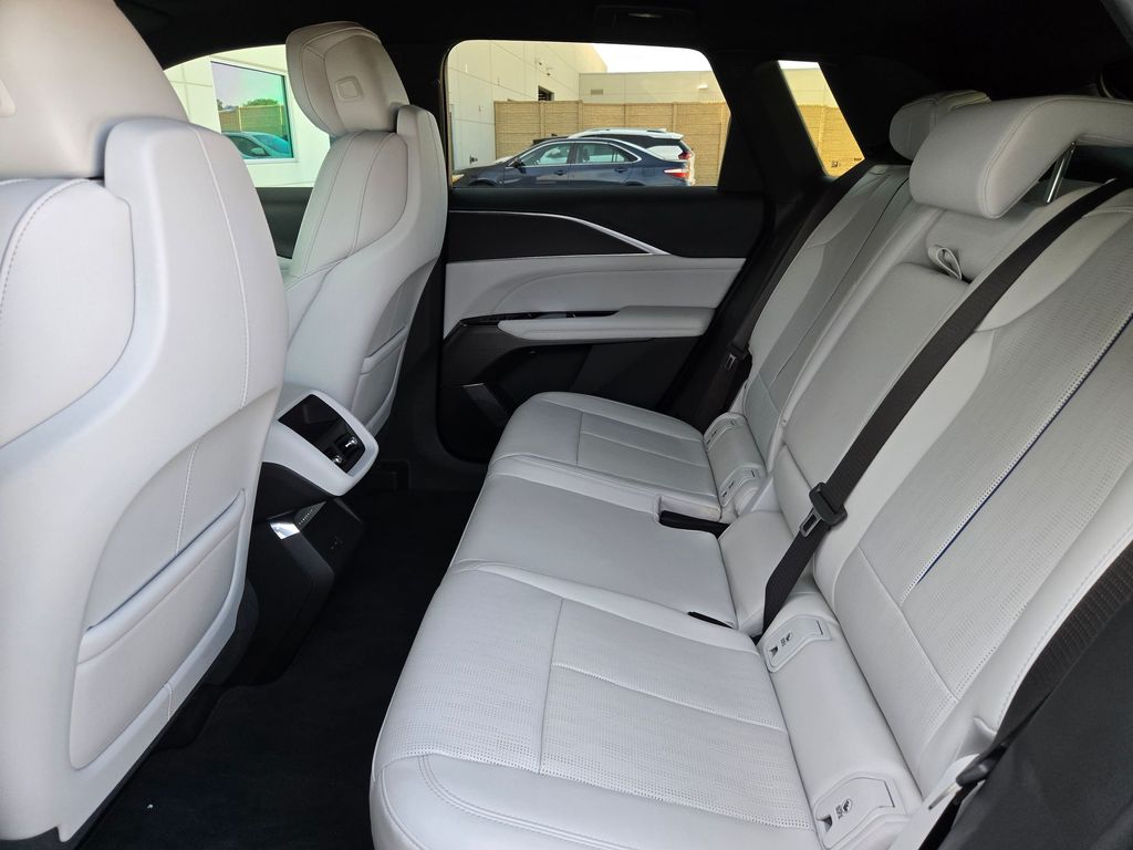 Used 2024 Cadillac LYRIQ SUV