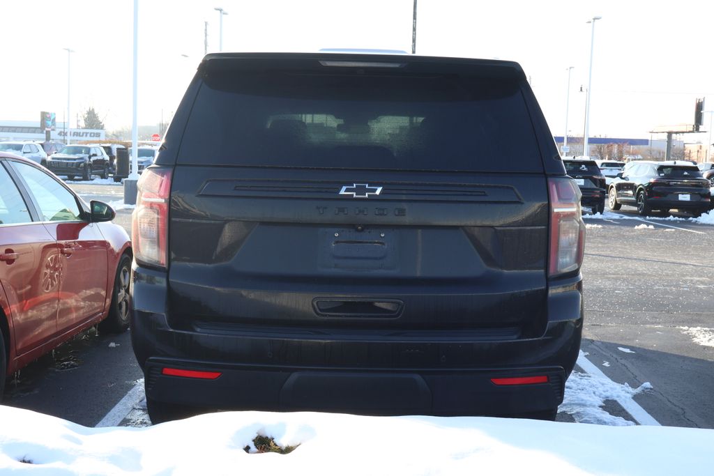 Thumbnail: 2023 Chevrolet Tahoe - 10