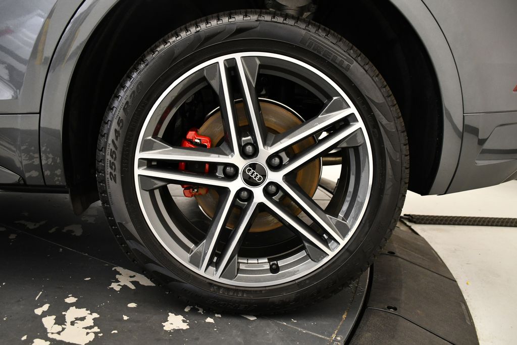 2025 Audi Q5  15