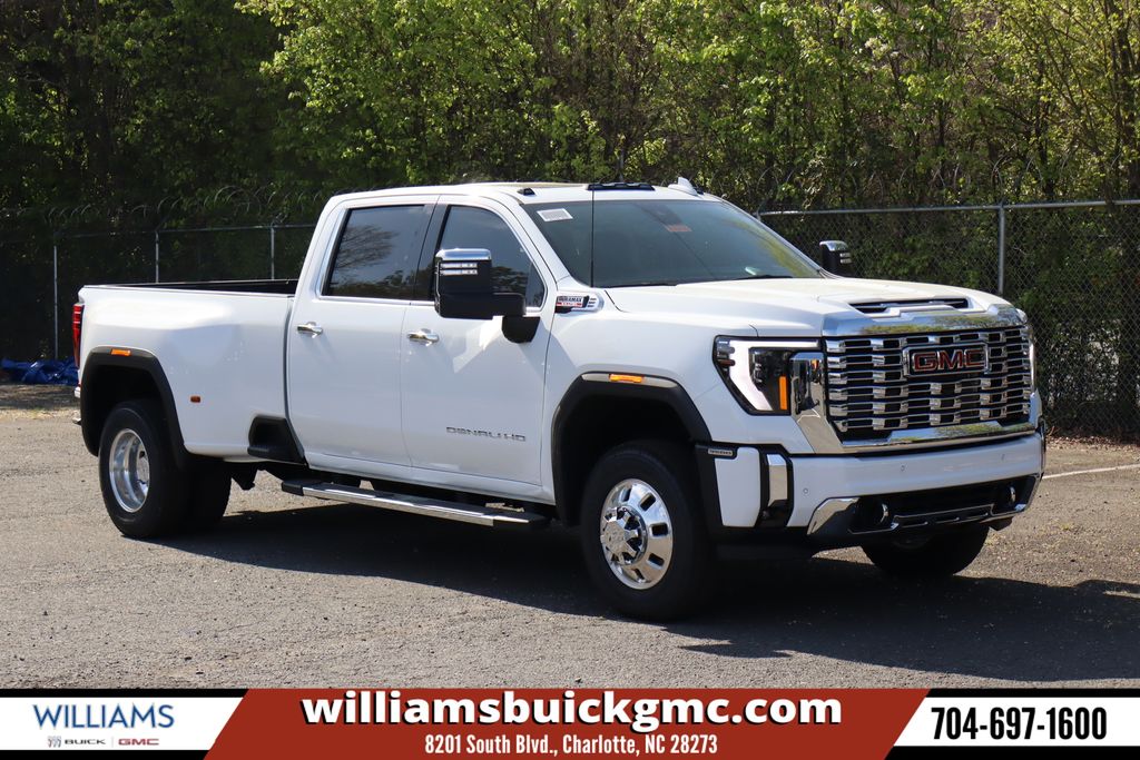 Summit White 2026 GMC Sierra 3500HD Pickup Truck Four-Wheel Drive Automatic