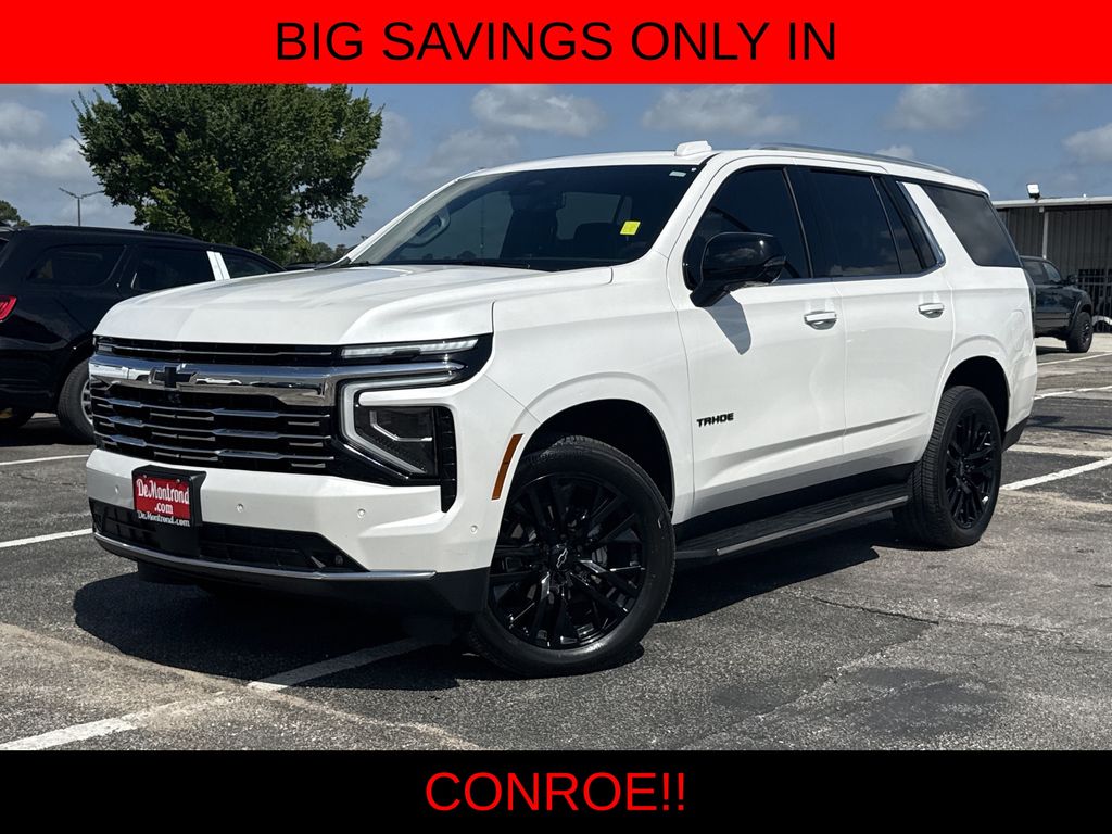 White (Iridescent Pearl Tricoat) 2025 Chevrolet Tahoe SUV / Crossover 4X2 