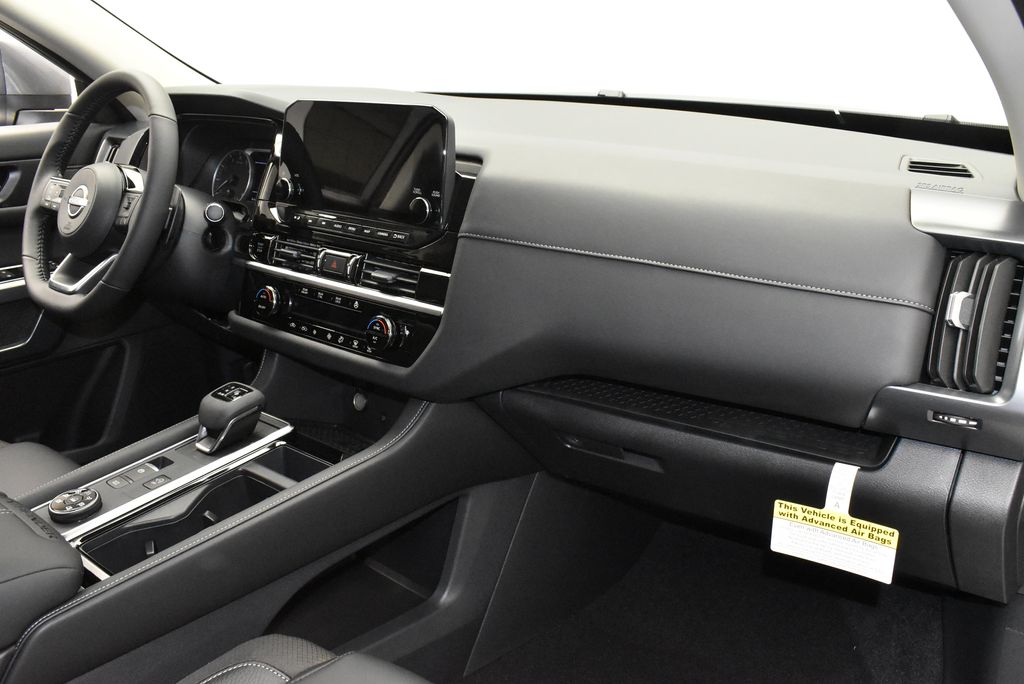 Thumbnail: 2025 Nissan Pathfinder - 28