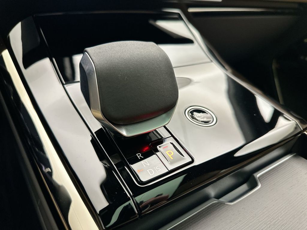 Thumbnail: 2026 Land Rover Range Rover Sport - 12