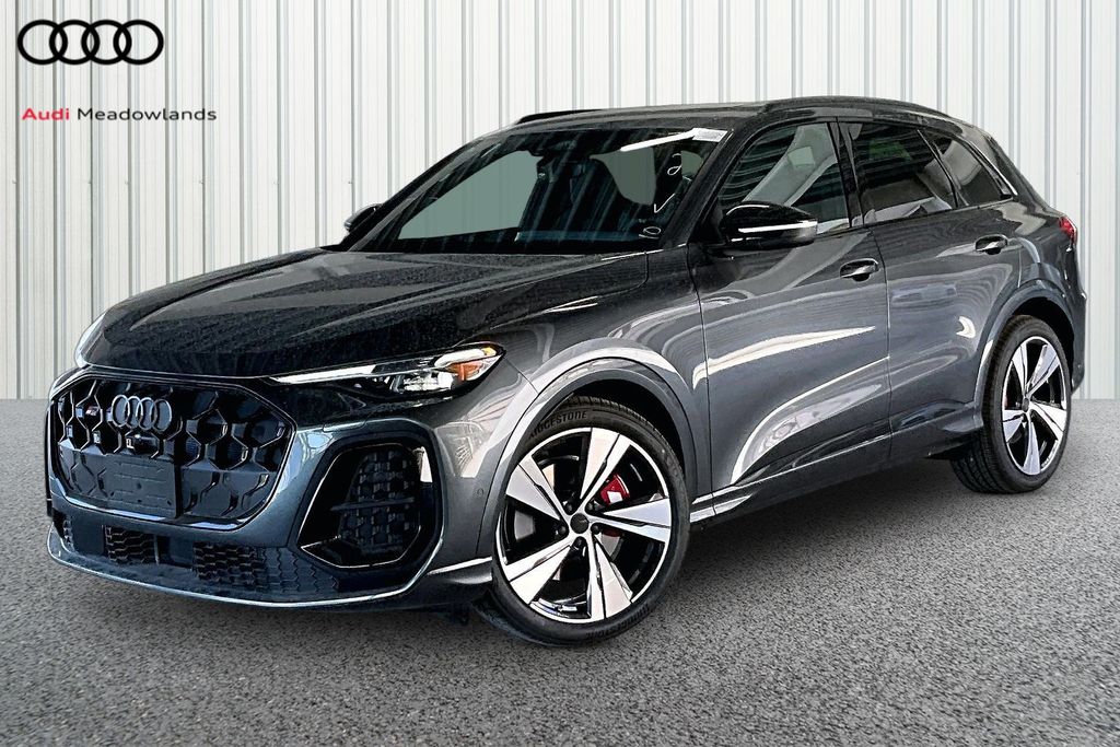 Daytona Gray Pearl Effect 2026 Audi SQ5 SUV / Crossover All-Wheel Drive 7-Speed Automatic