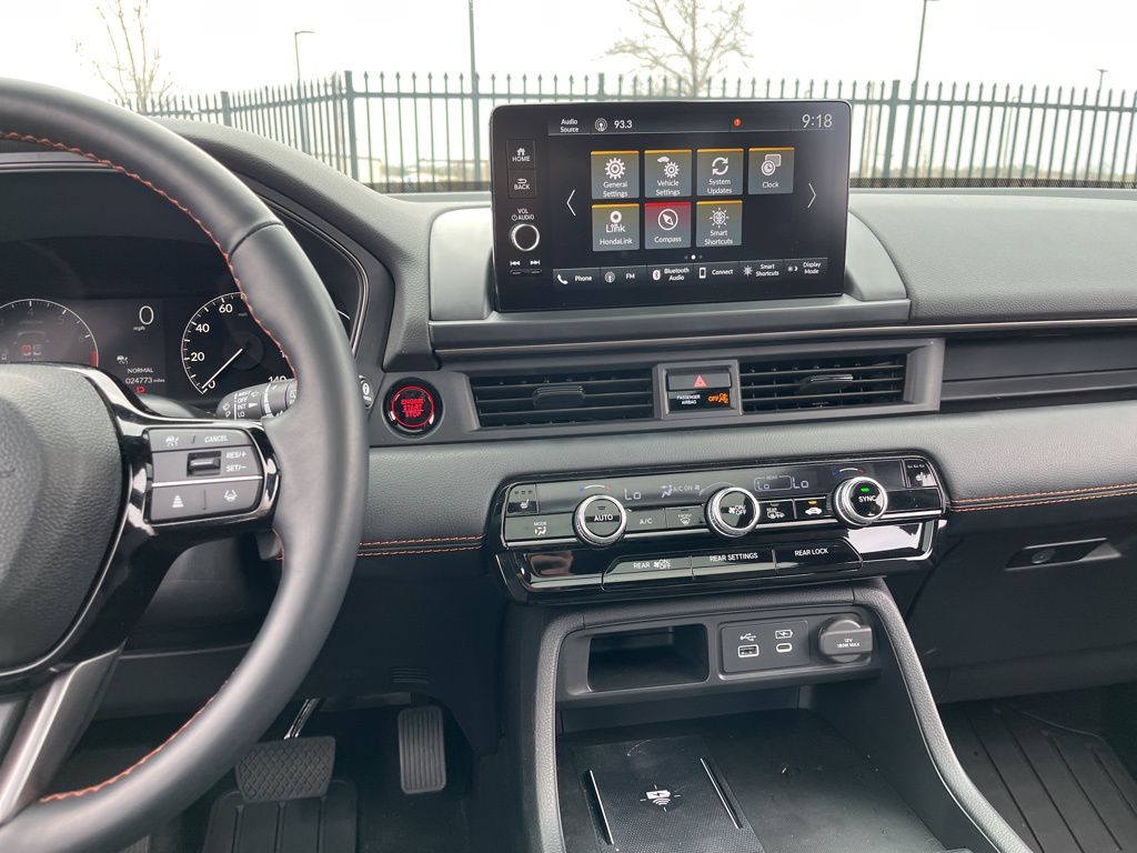 Thumbnail: 2025 Honda Pilot - 18