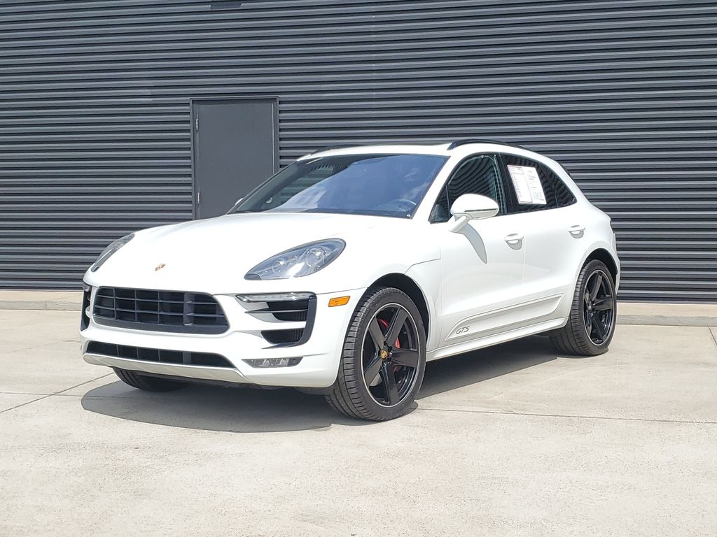 White 2018 Porsche Macan GTS AWD SUV / Crossover All-Wheel Drive 7-Speed Automatic