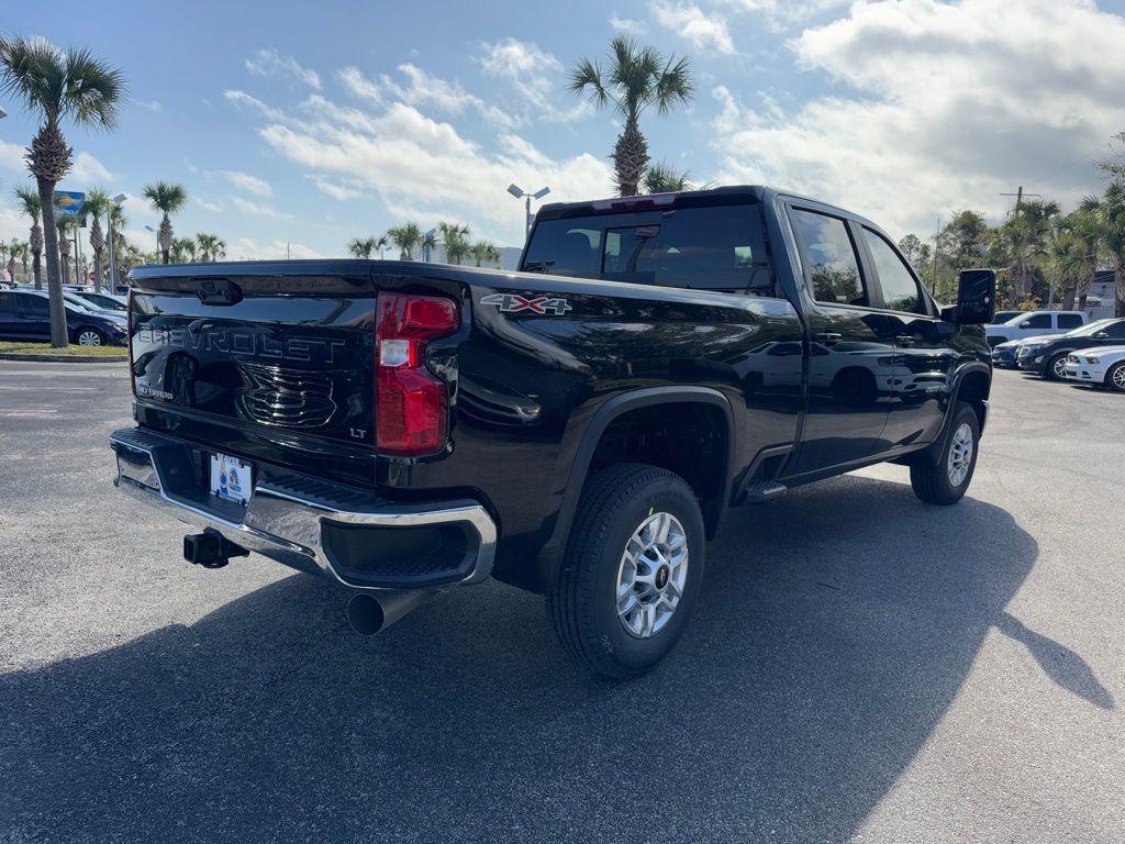 2025 Chevrolet Silverado 2500HD LT 8