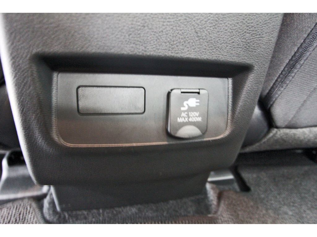 2024 Nissan Frontier SV White at Bravo Nissan