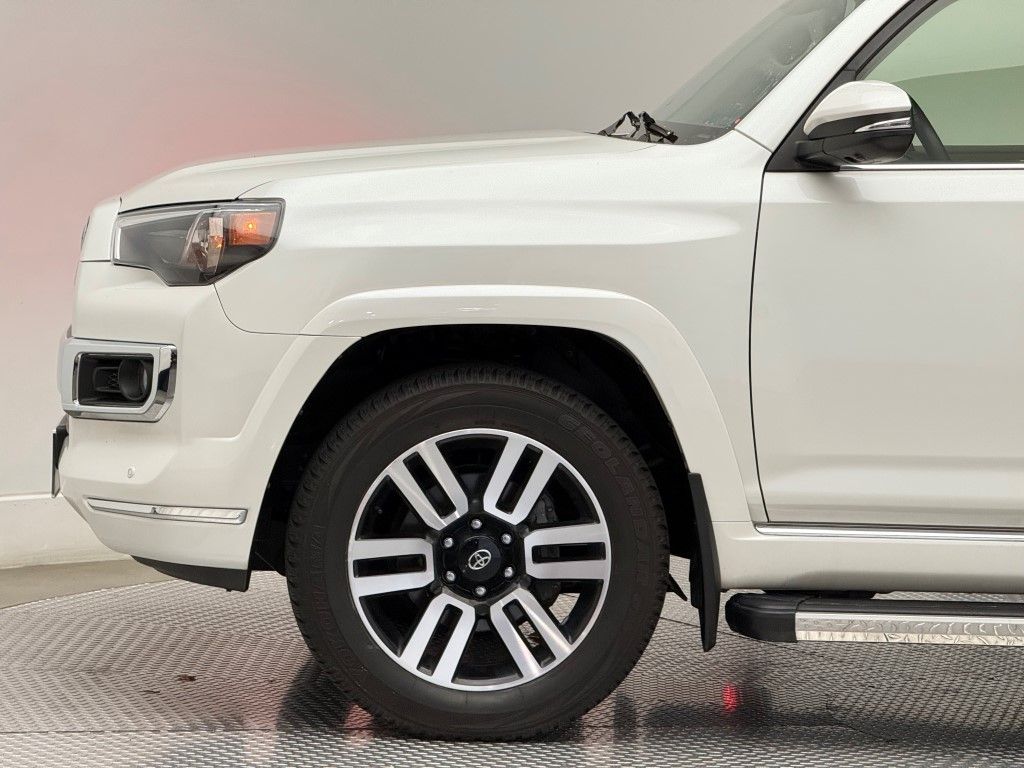 Thumbnail: 2023 Toyota 4Runner - 7