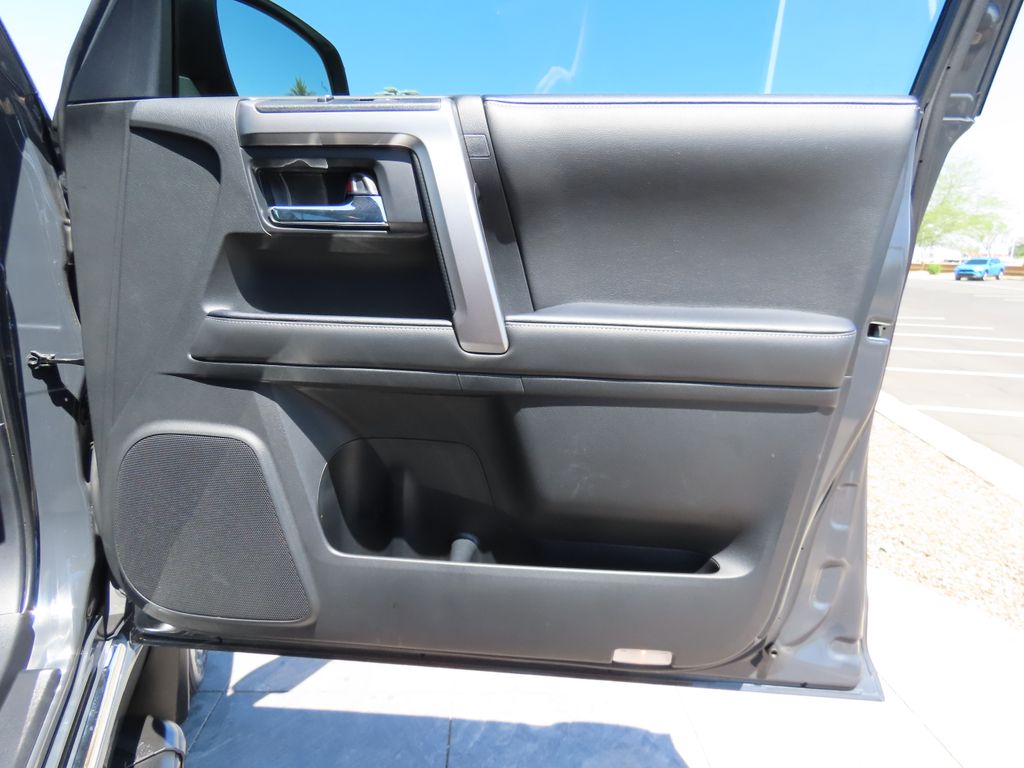 2024 Toyota 4Runner Limited 24
