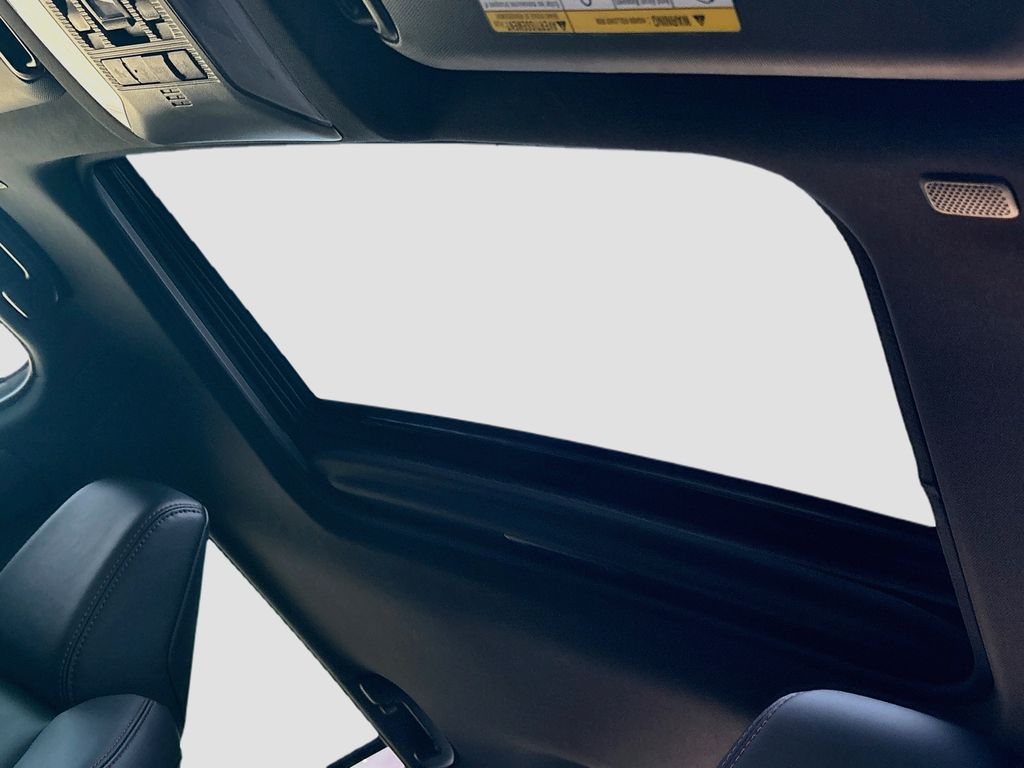 Thumbnail: 2025 Toyota RAV4 - 18
