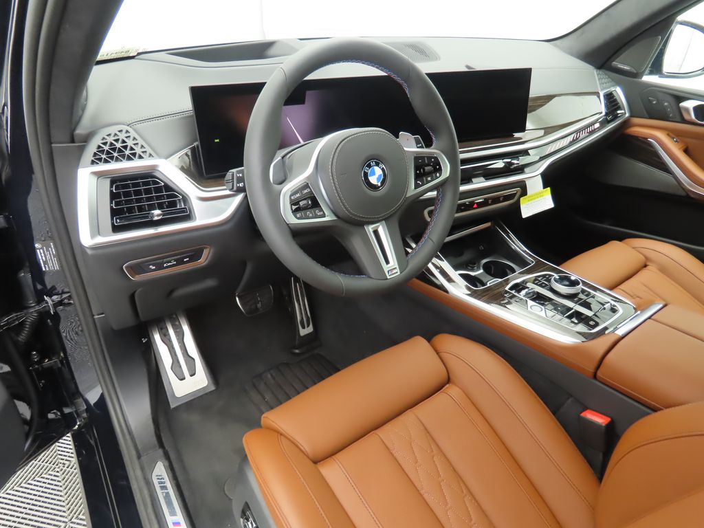 Thumbnail: 2026 BMW X7 - 9
