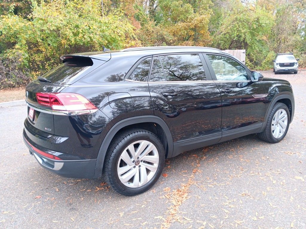 2022 Volkswagen Atlas Cross Sport 3.6L V6 SE w/Technology 10