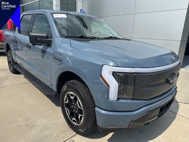 2023 Ford F-150 Lightning XLT