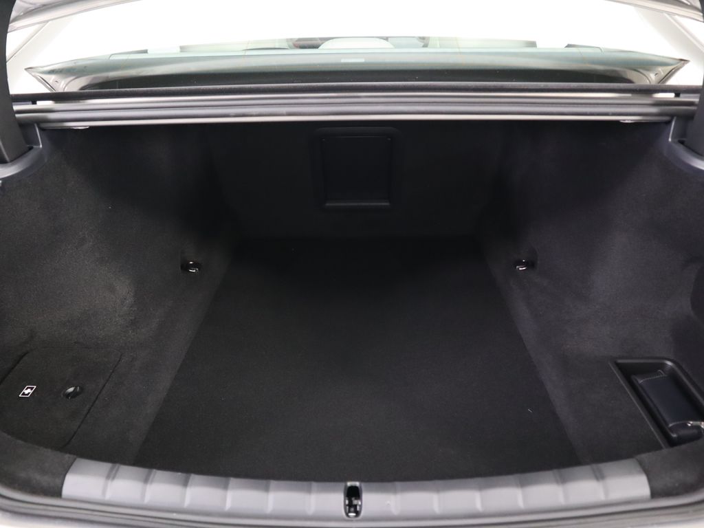 Thumbnail: 2025 BMW 7 Series - 30