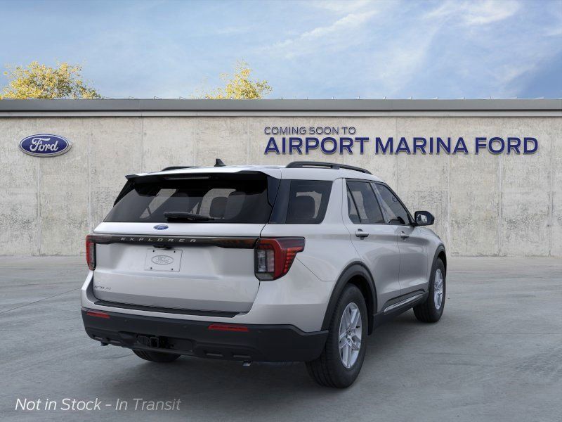 2025 Ford Explorer Active 8