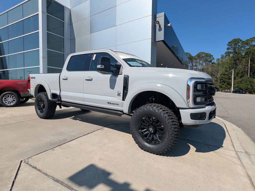 2025 Ford F-250 Black Widow