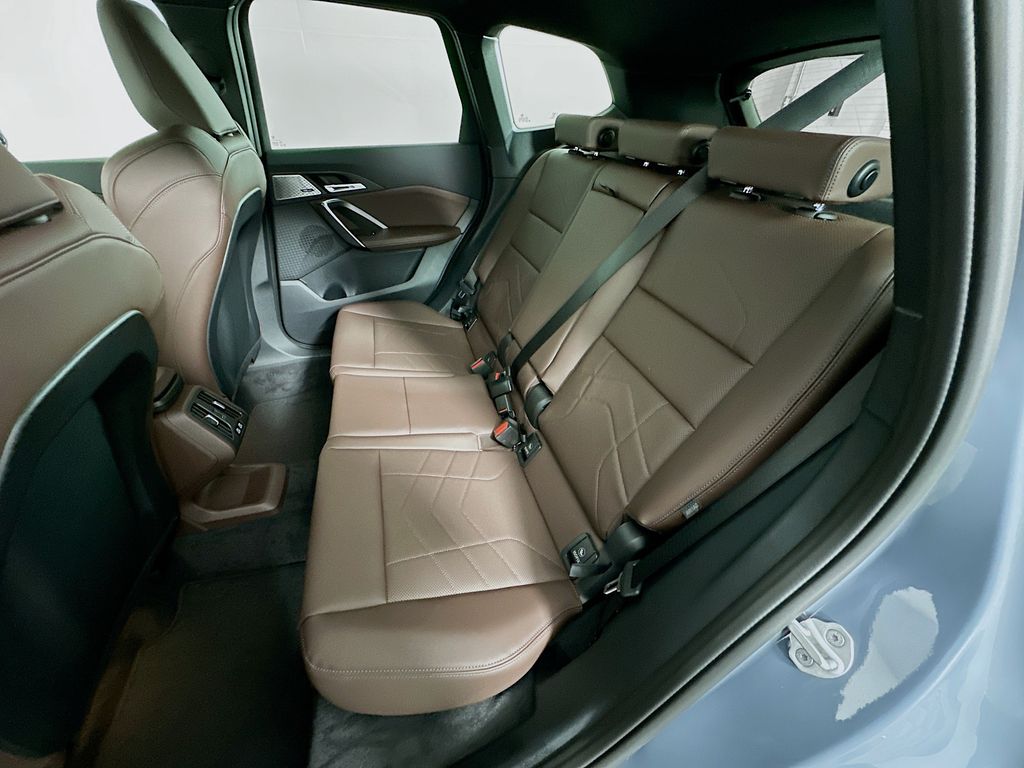 Thumbnail: 2025 BMW X1 - 17