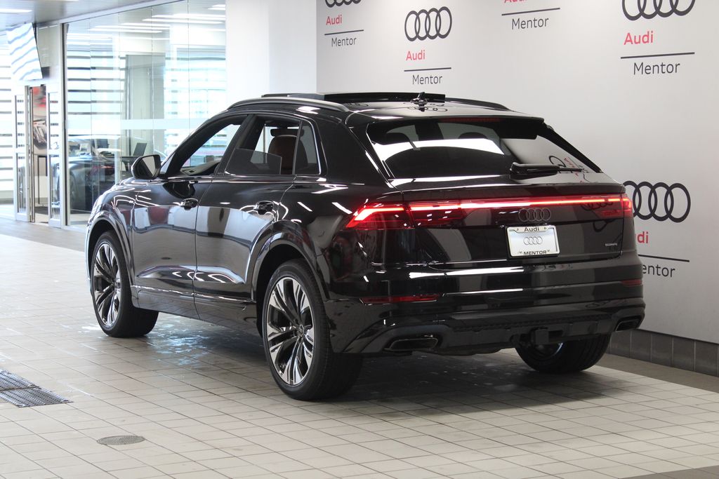 Thumbnail: 2027 Audi Q8 - 4