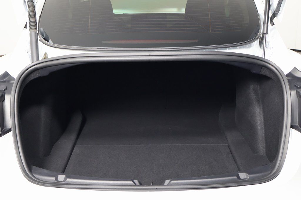 Thumbnail: 2023 Tesla Model 3 - 14