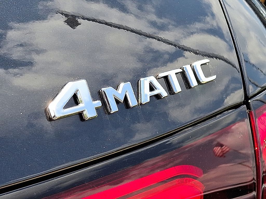 Thumbnail: 2025 Mercedes-Benz GLC - 19