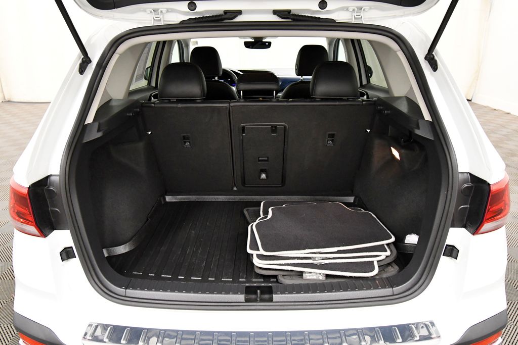 Used 2023 Volkswagen Taos SUV
