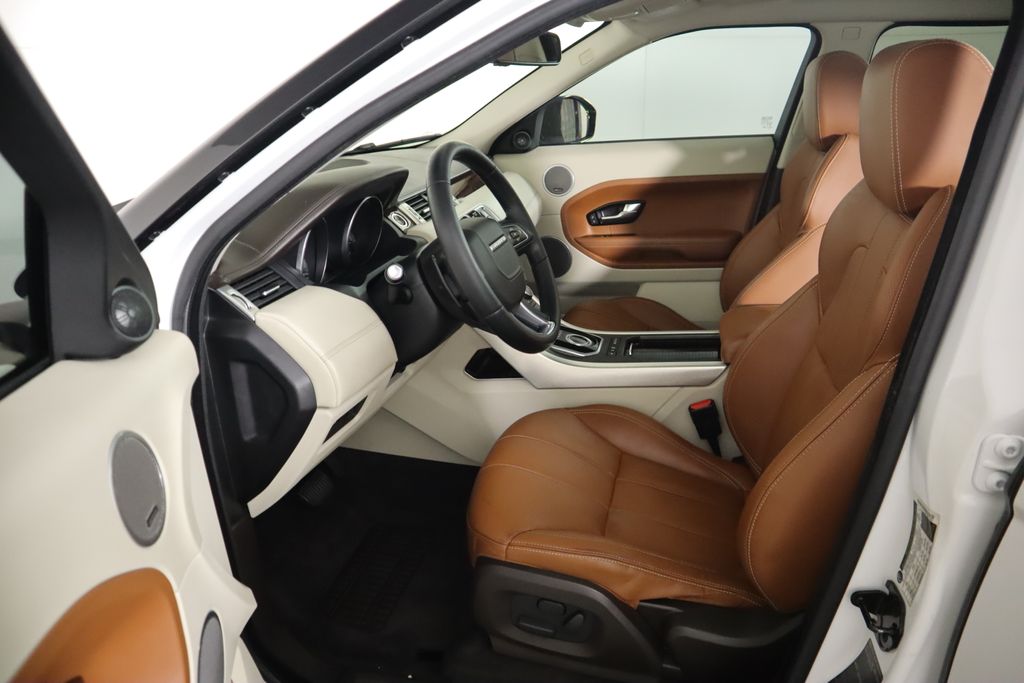 2014 Land Rover Range Rover Evoque Prestige 20