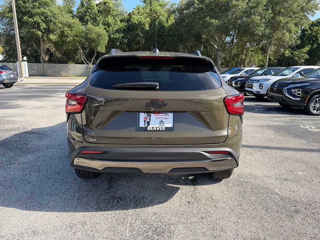 Used 2024 Chevrolet Trax SUV