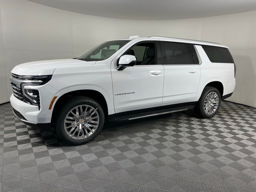 2025 Chevrolet Suburban LT 2