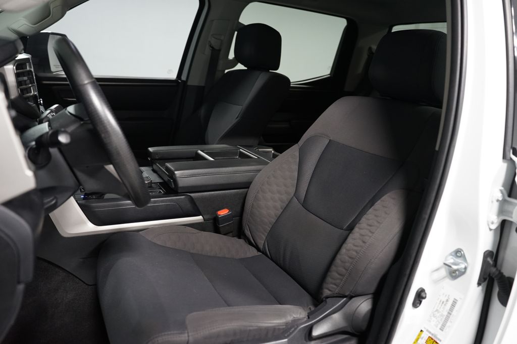 Thumbnail: 2022 Toyota Tundra - 28