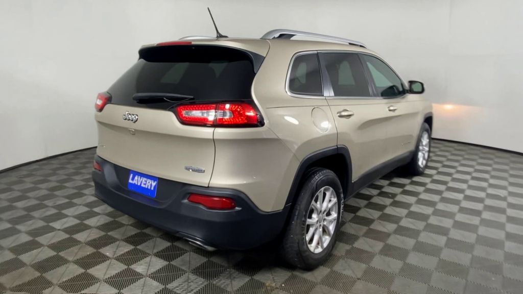 2015 Jeep Cherokee Latitude 8